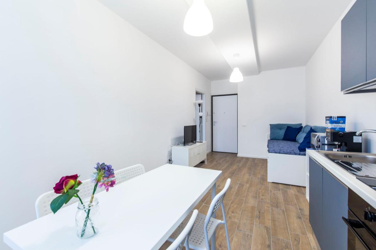 Noto 10 Apartment Милано Екстериор снимка