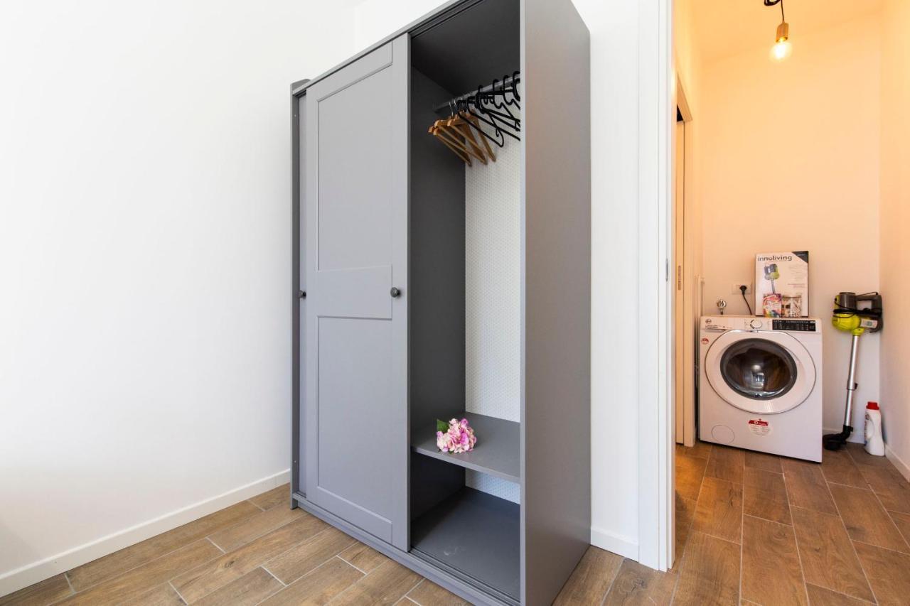Noto 10 Apartment Милано Екстериор снимка