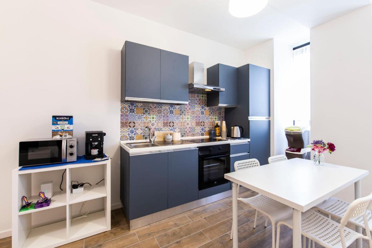 Noto 10 Apartment Милано Екстериор снимка