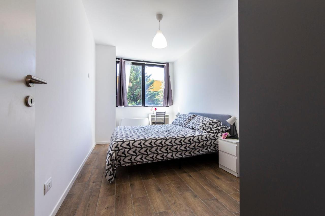 Noto 10 Apartment Милано Екстериор снимка